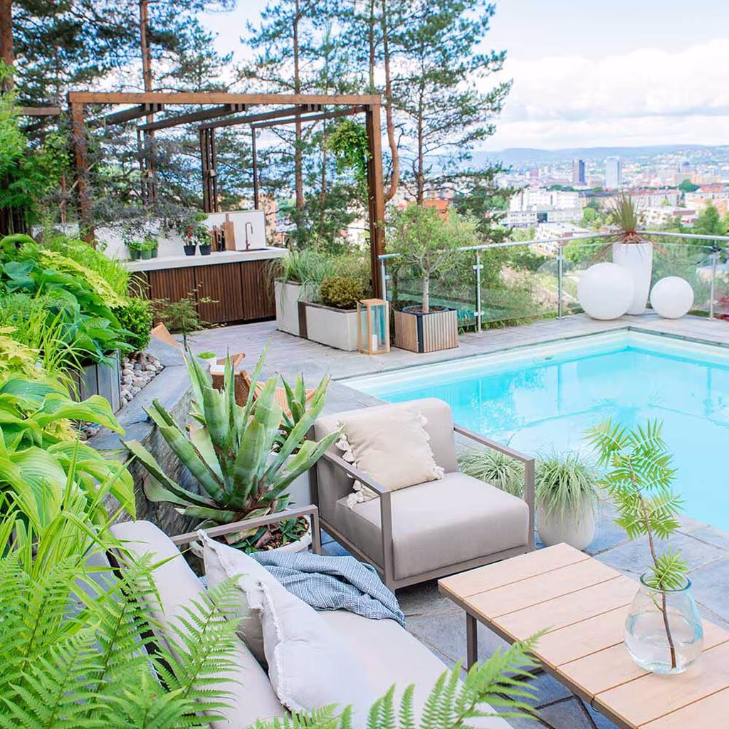 Hagebesøk: Nordisk og minimalistisk stil hos Hanne