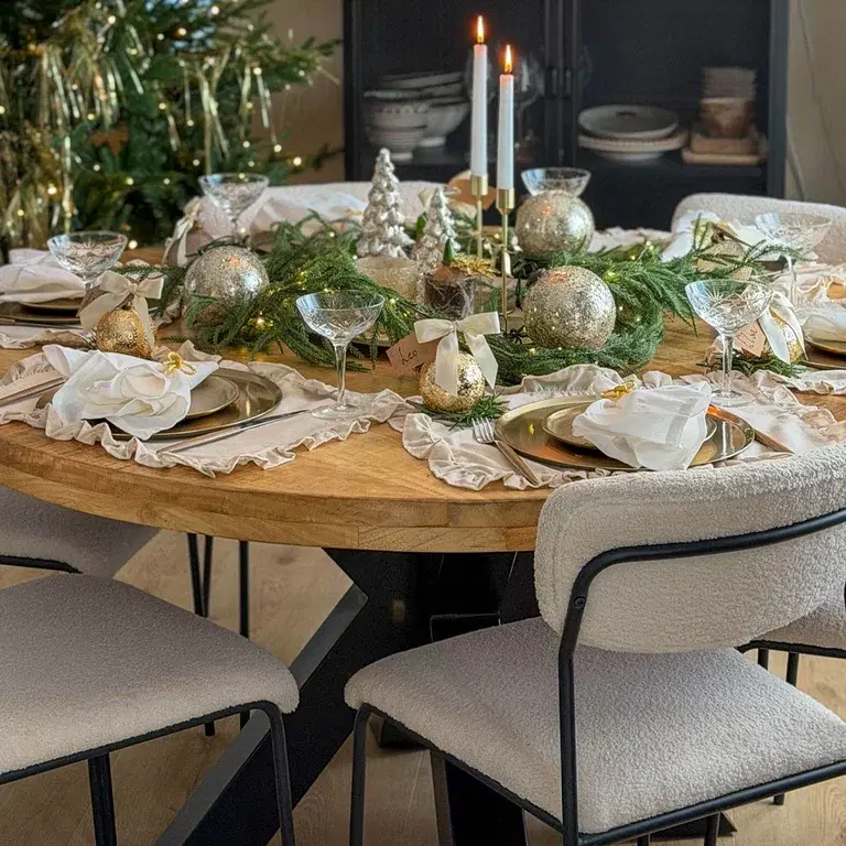 Lag personlige bordkort med naturens detaljer